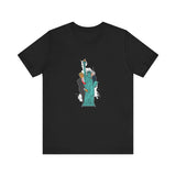 Trump Biden Statue Of Liberty - Menage A Trois - Men's T-Shirt