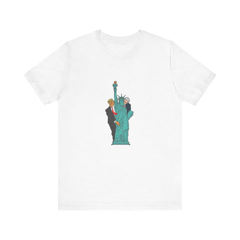 Trump Biden Statue Of Liberty - Menage A Trois - Men's T-Shirt